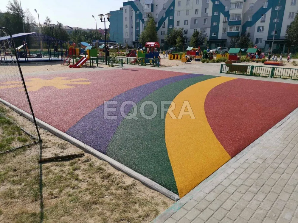 Вредно ли резиновое покрытие в Лянторе?